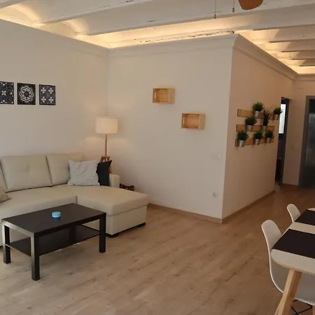 דירה Cosy Flat Next To The !